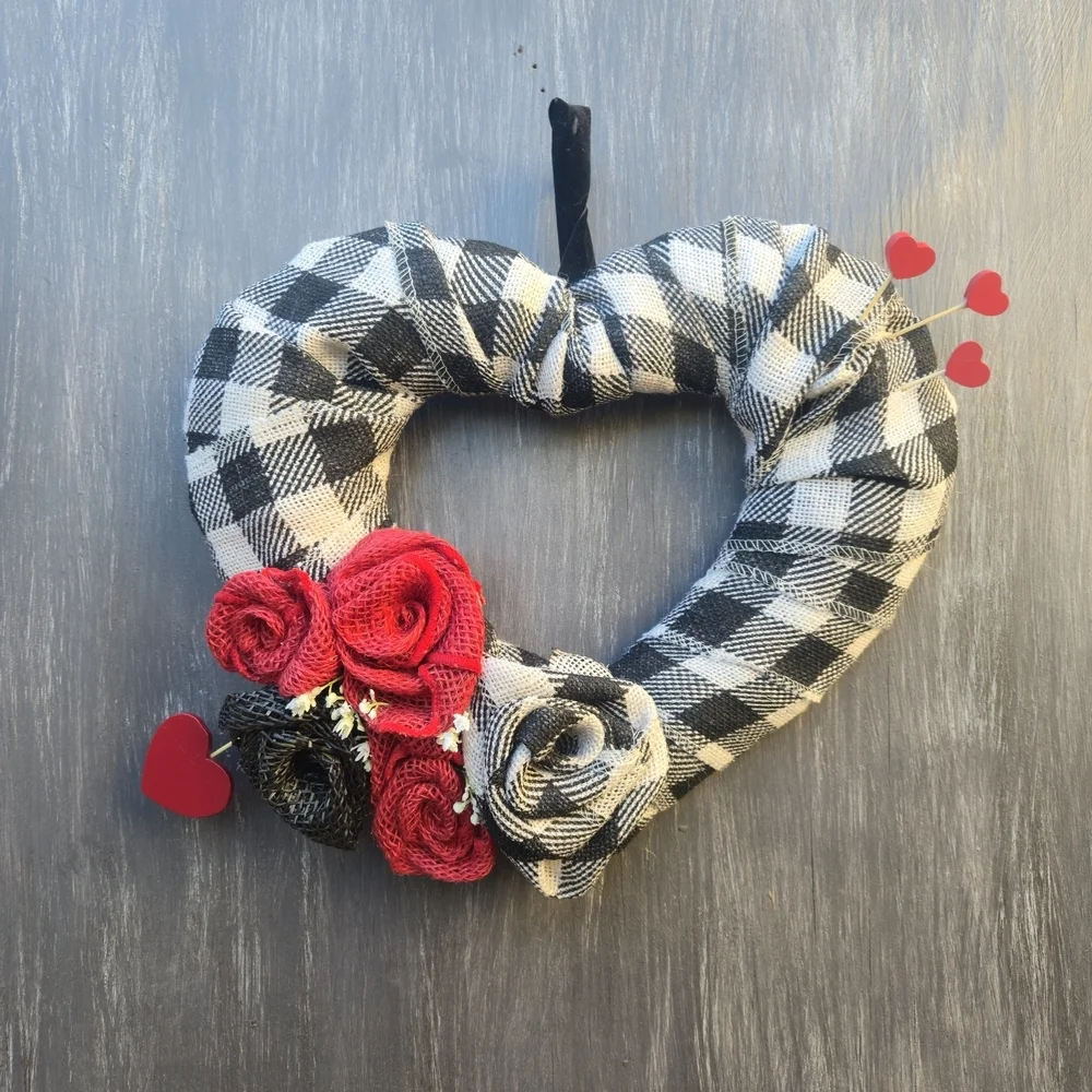 Handmade Heart-shaped Valentine's Day Wreath with black and white buffalo plaid